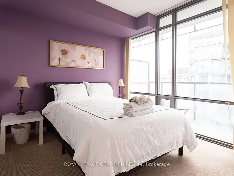 38 Grenville St #3210 — Photo 4