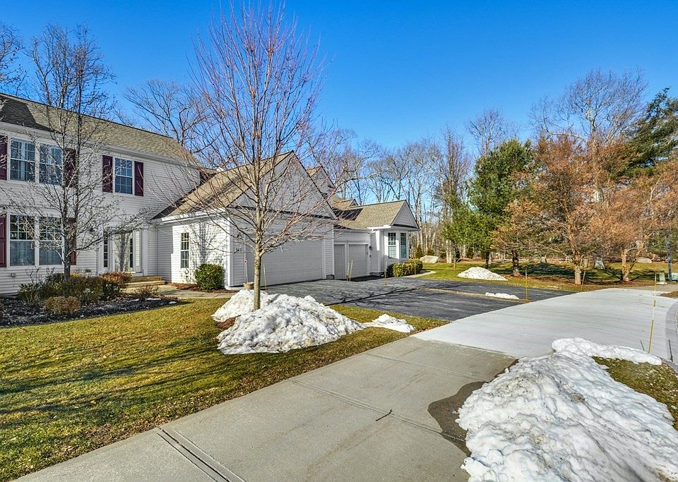 143 Clubhouse Ln, Northbridge, MA 01534 Zillow