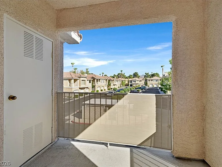 251 S Green Valley Pkwy #3322 — Photo 19