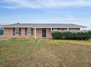 901 NW County Road 1420, Blooming Grove, TX 76626