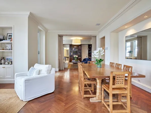 781 5th Avenue 22042206 image 3 of 15