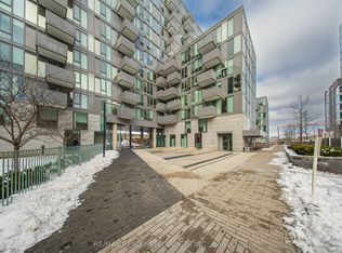 38 Monte Kwinter Ct #915, Toronto, ON M3H 0E1