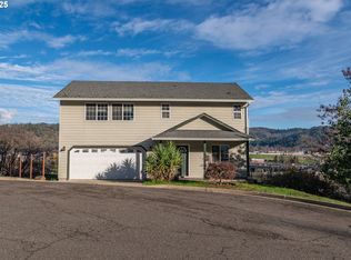 131 Makah Ct, Roseburg, OR 97471