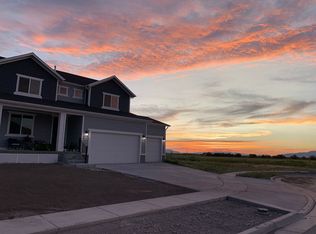 6557 N Flat Top Dr, Stansbury Park, UT 84074