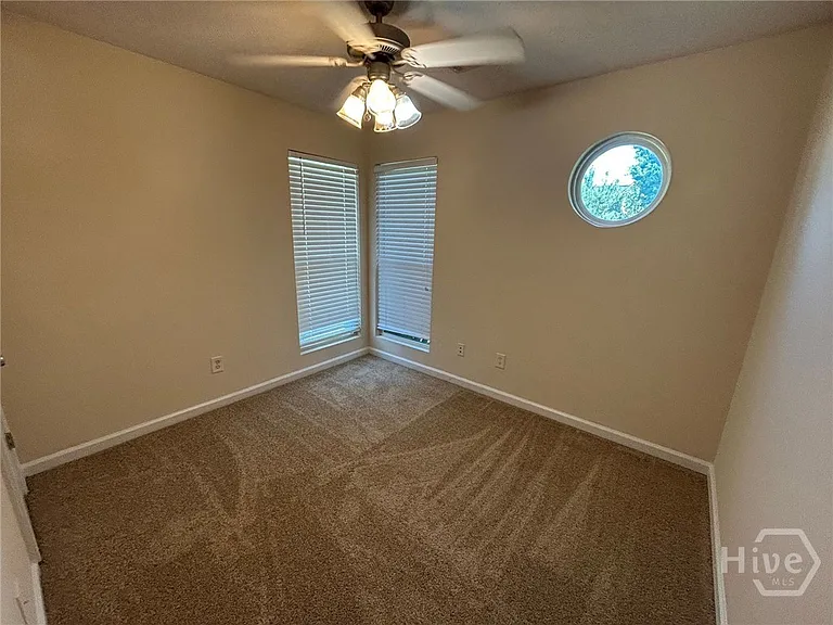 149 Bridgewater Cir — Photo 8