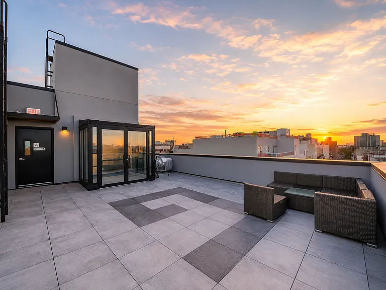 31-07 31st Ave #2B — Photo 11