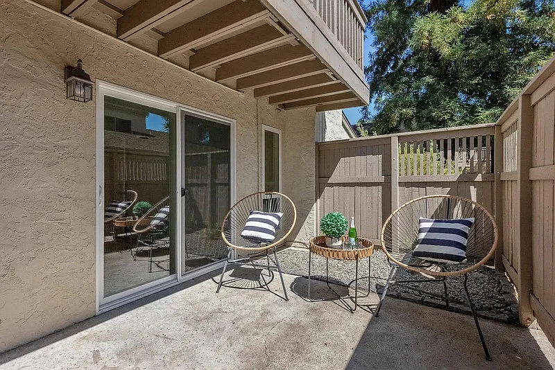 1 bed, 1.0 bath, 768 sqft, $2,650 — Photo 3
