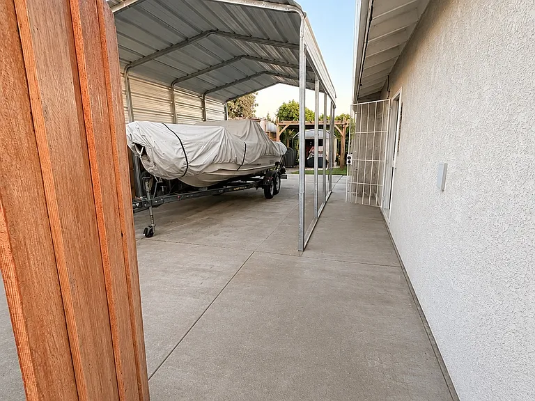6308 Honeysuckle Dr — Photo 3