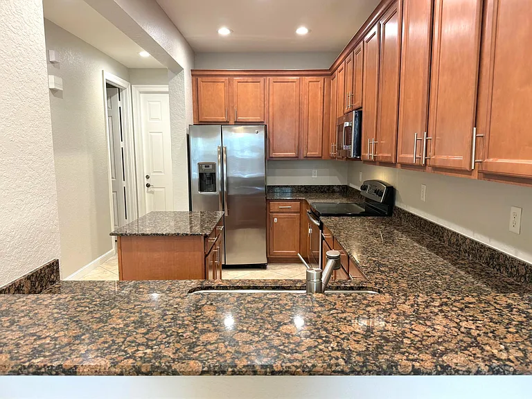 499 Corte Madera Ln #4 — Photo 6