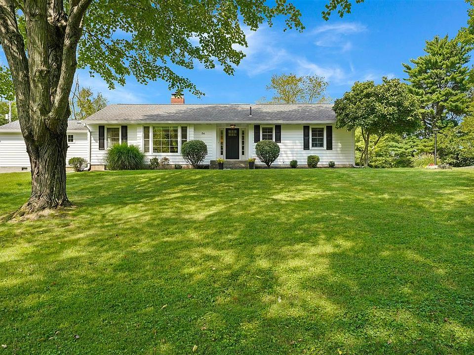 1st image of 84 Chelsea Dr