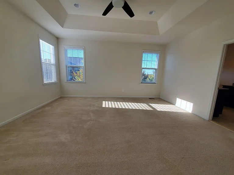 42513 Benfold Sq — Photo 21