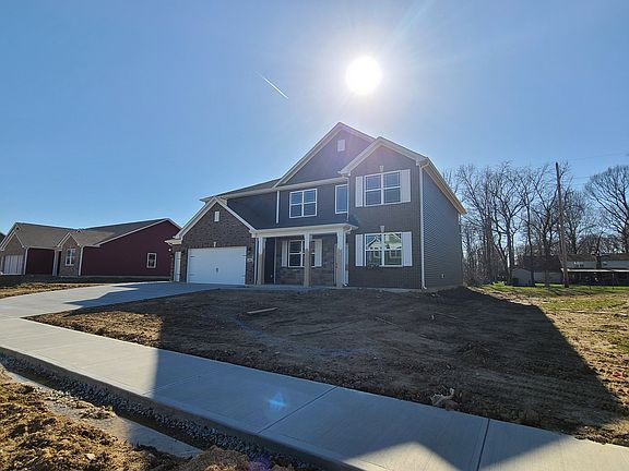 3rd image of 2640 Albatross Ave