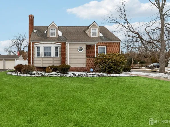 215 Randolph Ave, South Plainfield, NJ 07080
