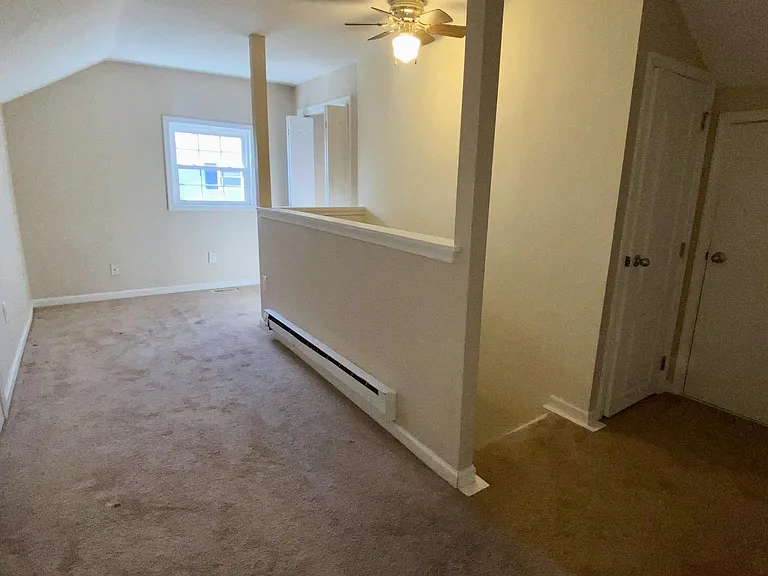 204 Brecknock Ter — Photo 19