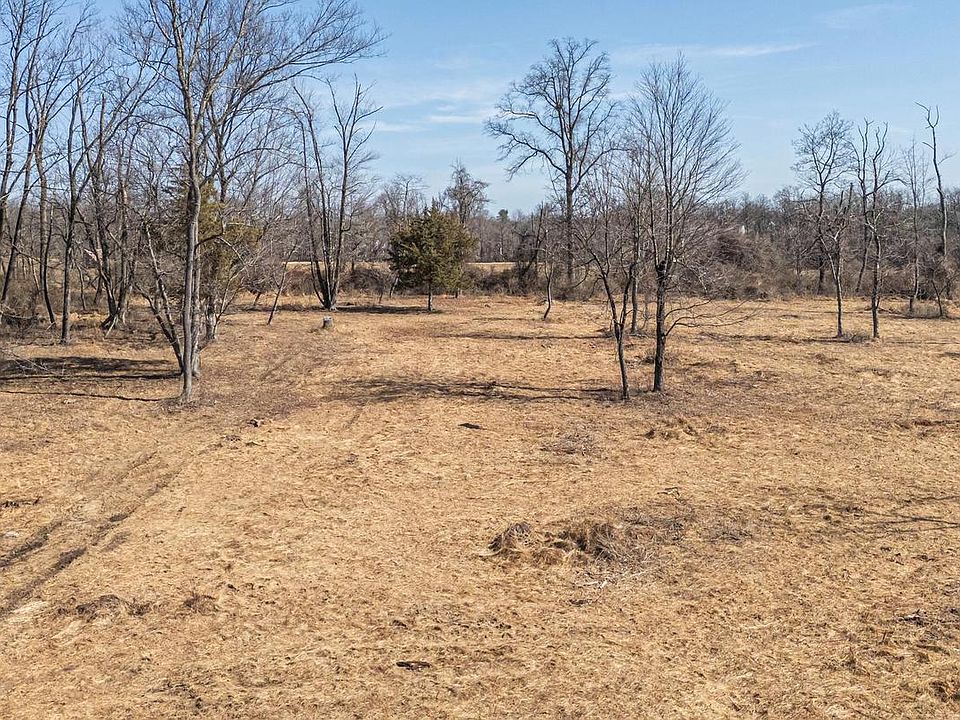 1st image of 994 Worthington Mill Rd