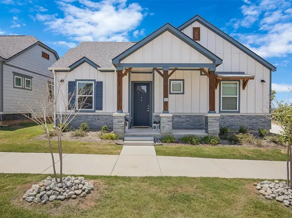 7240 Rustle Rd, Fort Worth, TX 76133