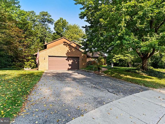 4th image of 1306 Bosler Pl