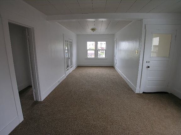 3rd image of 4606 Pacific Ave