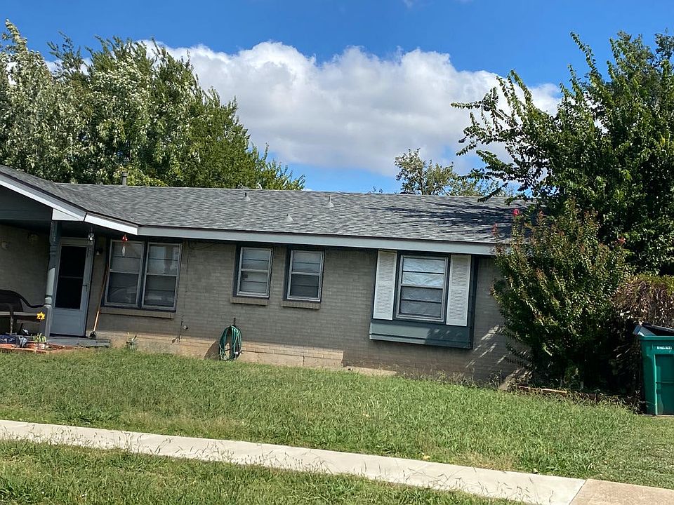 2nd image of 8904 S Linn Ave