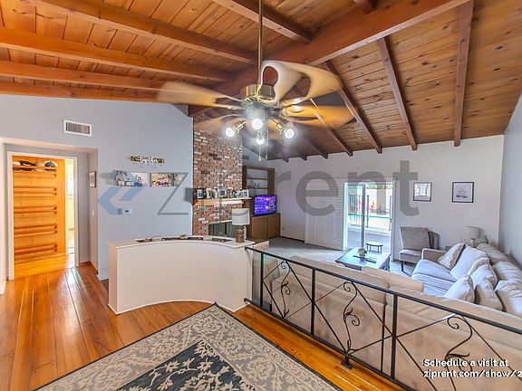 5th image of 10101 Dewey Dr