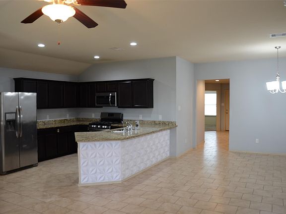 2nd image of 3719 Indigo Forest St