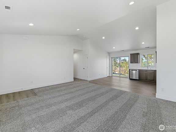 2nd image of 326 N Sandy Loop