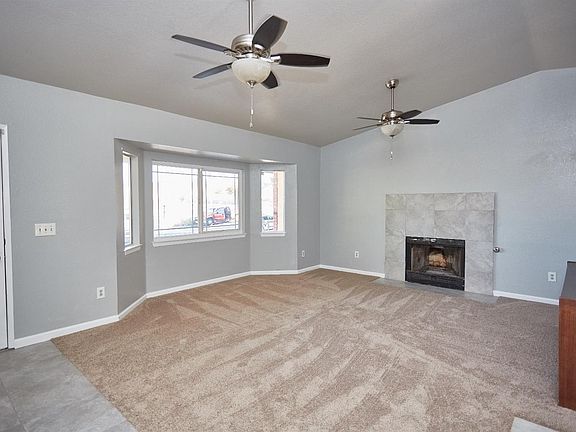 4th image of 16248 Pepper Tree Dr