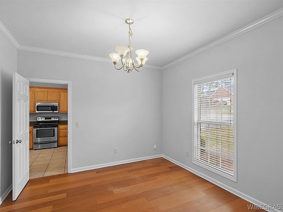 3rd image of 116 Cristy Ln
