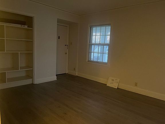 5th image of 1221 SW Oakley Ave #3