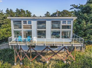 88514 3rd Ave, Florence, OR 97439