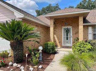 6053 Antelope St, Milton, FL 32570