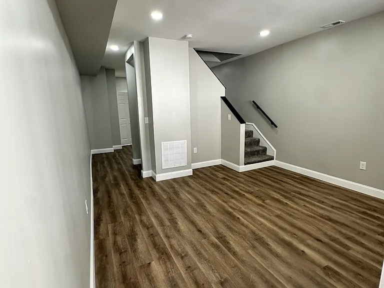 3004 Overland Ave — Photo 4
