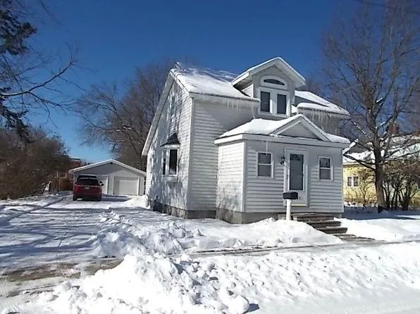 206 Hendricks St, Merrill, WI 54452