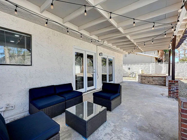 2247 Marlboro Dr — Photo 17