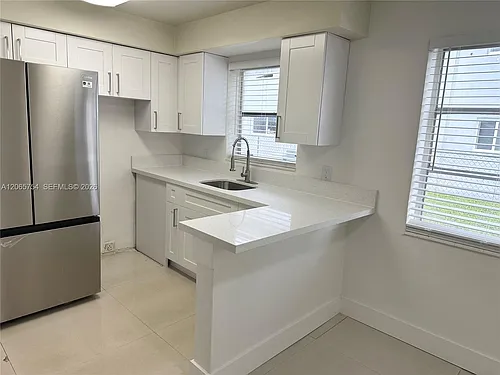 5211 SW 91st Ave #1 Photo 1 5211 SW 91st Ave #1 Photo 1