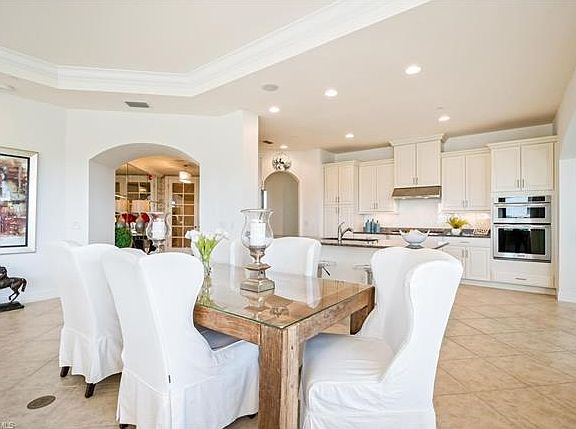 5th image of 2555 Marquesa Royale Ln #1-201