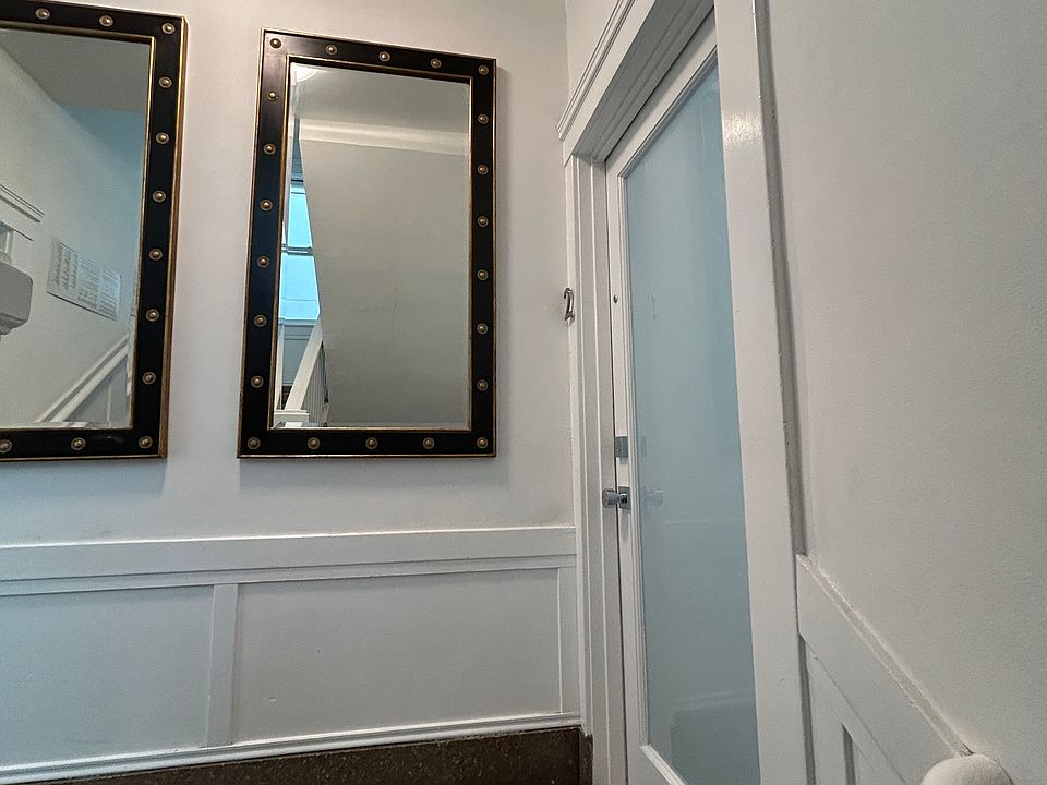 1st image of 2127-2131 Taylor St #2