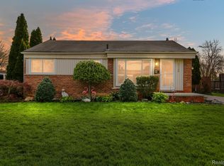 11120 Haller St, Livonia, MI 48150