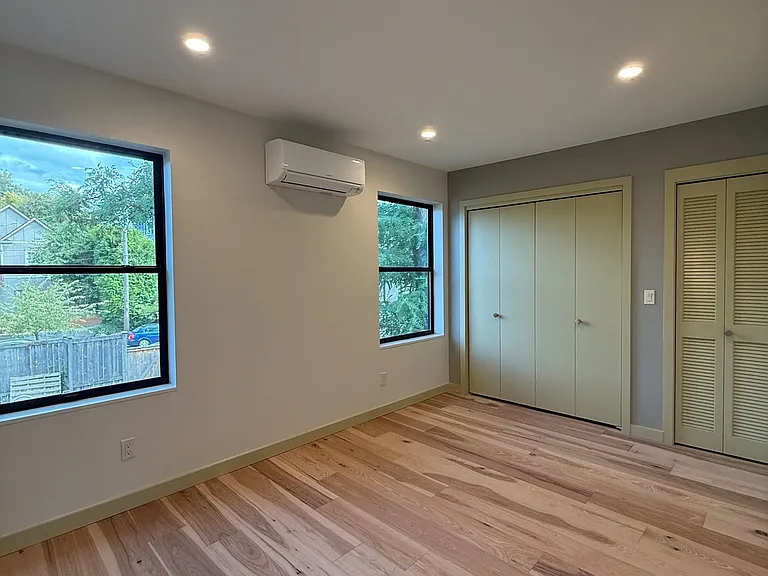 228 21st Ave E #228 — Photo 13