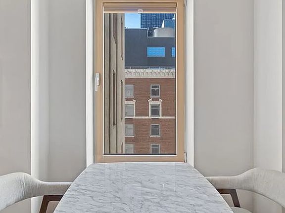 4th image of 106 Central Park S APT 15J