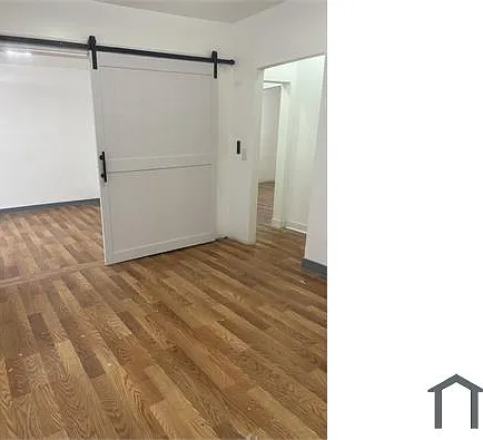 938 Bates St #1 — Photo 10