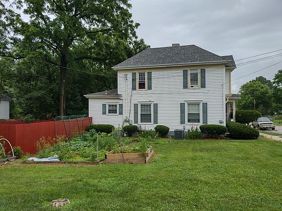 3rd image of 77 W Vine St