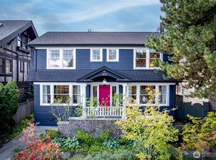 1631 Interlaken Pl E, Seattle, WA 98112