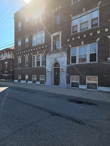 1615 W Canfield St #311 Photo 1