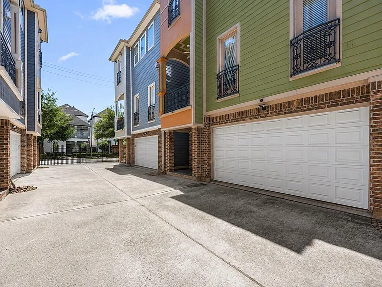 619 Rutland St #B — Photo 29