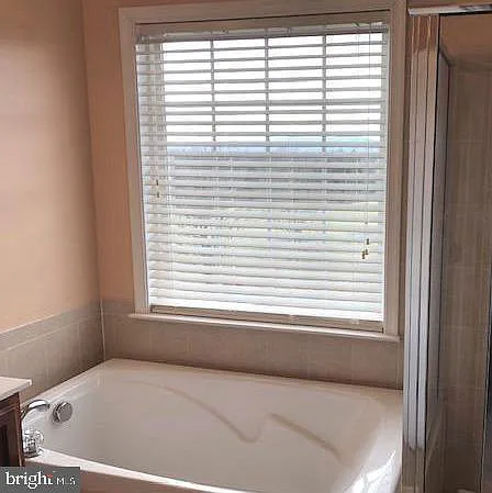 73 Spoon Sq — Photo 15