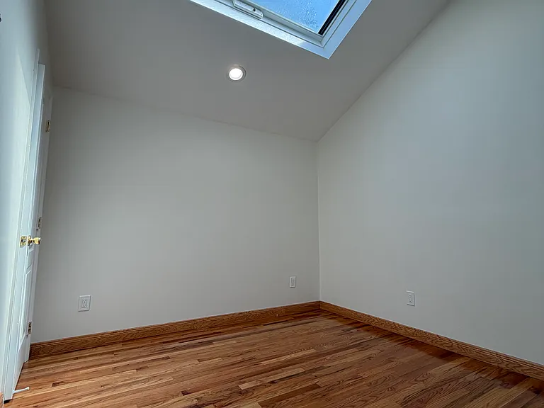 359 Union Ave #1 — Photo 11