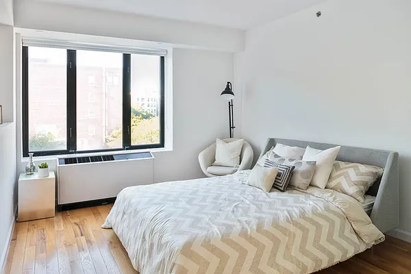 Rented by Compass | media 10