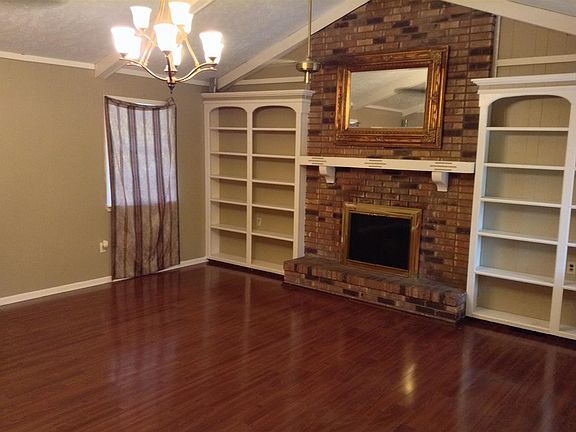 5th image of 127 Cedarwood Dr