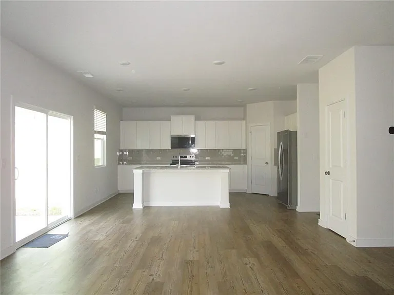 5234 Mulberry Creek Way — Photo 7